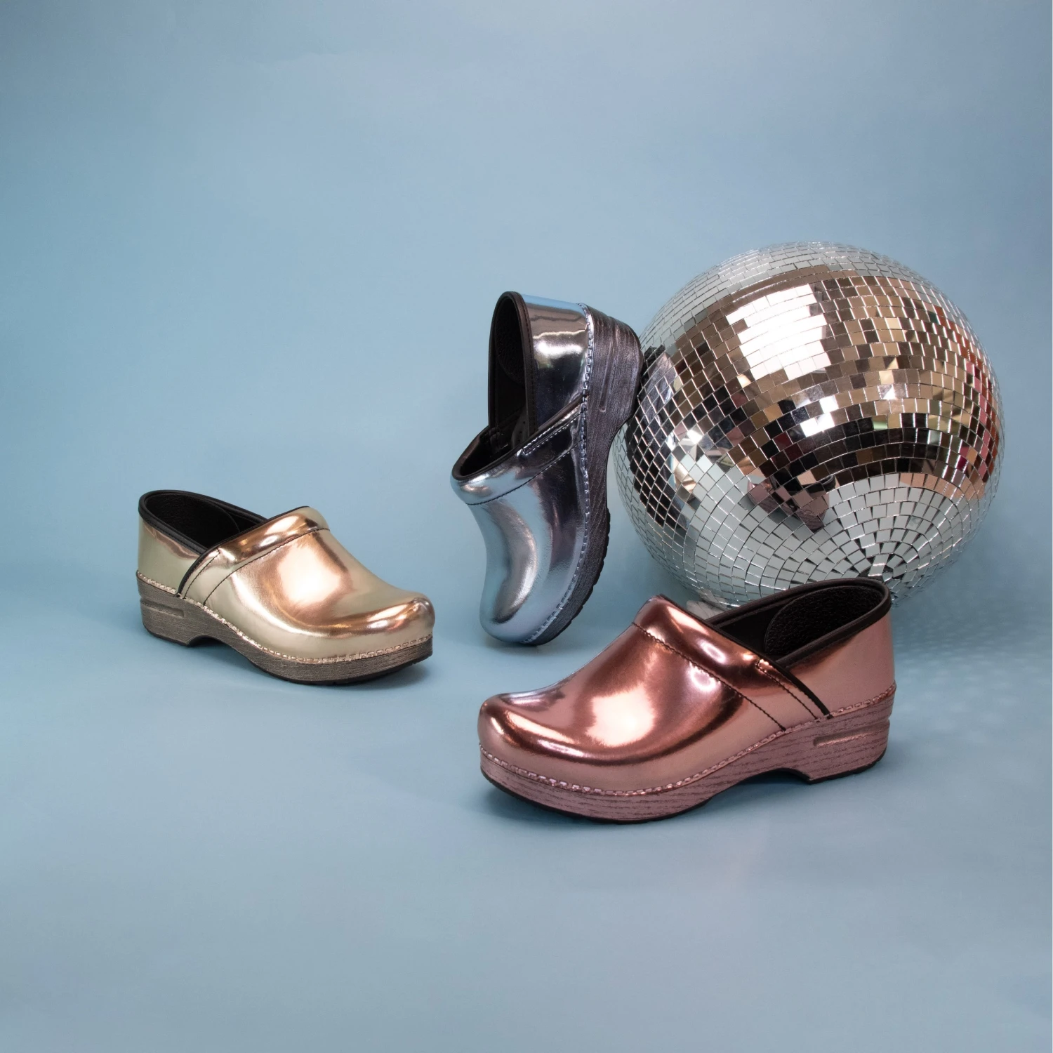 Dansko Professional Sky Chrome Metallic 7 Dansko Professional Sky Chrome Metallic - Image 5